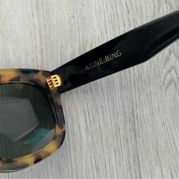 Anine Bing Larchmont tortoise oversized sunglasses - Picture 6 of 9